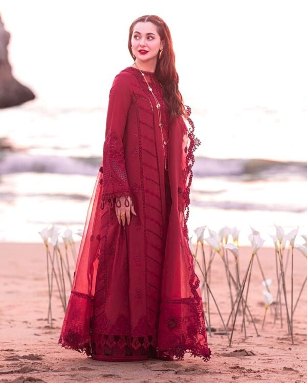 Qalamkar 3PC Chickenkari Lawn Suit | Summer Collection 2025 | Embroidered Shirt & Net Dupatta